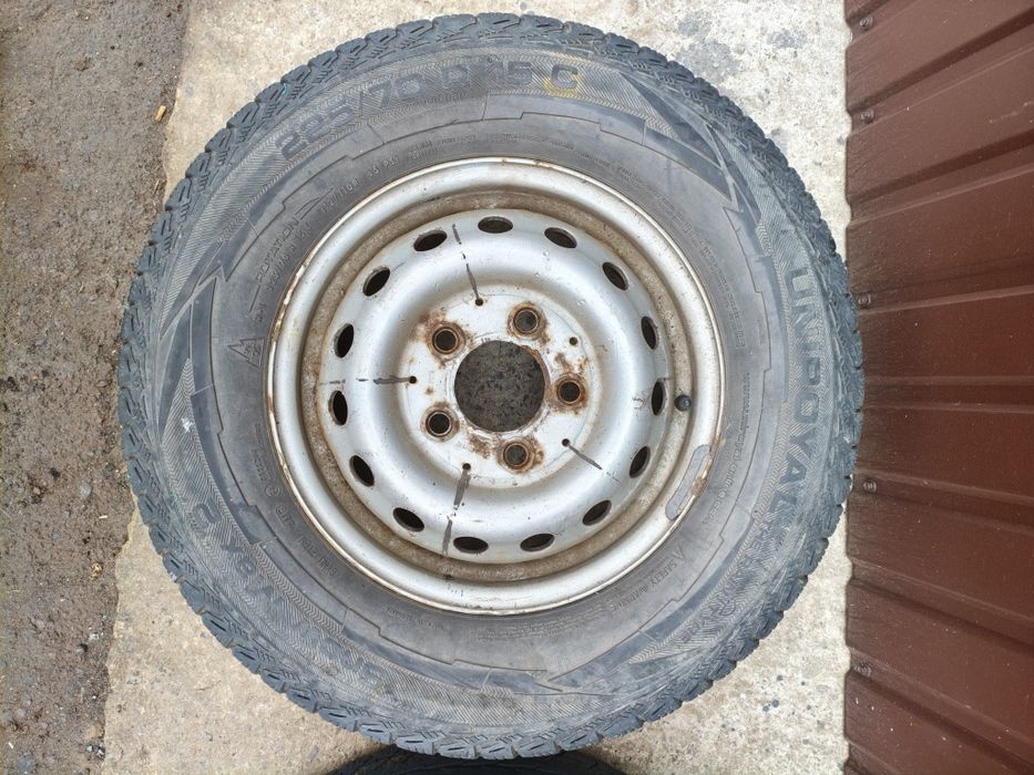 Продам шини Uniroyal Snow Max