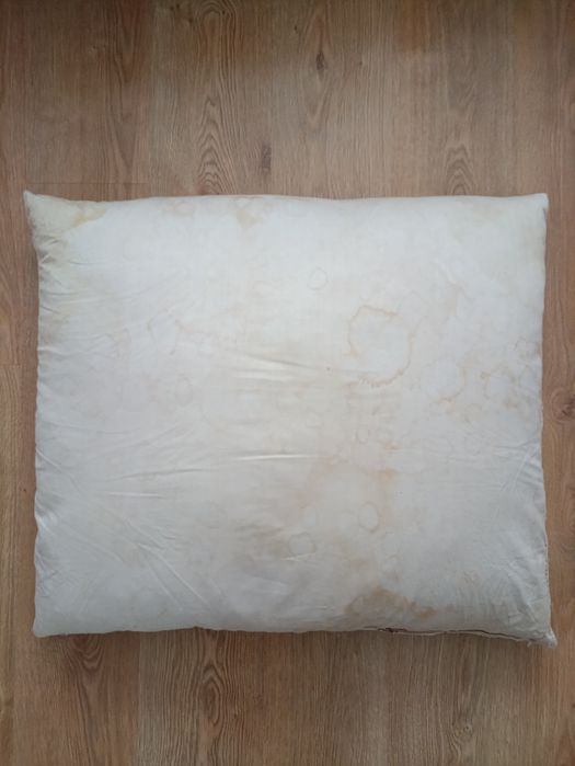 Подушка пухово - пір'яна різні розміри.