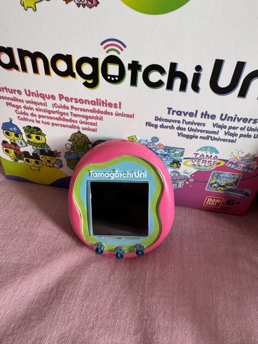Tamagotchi Uni Rosa