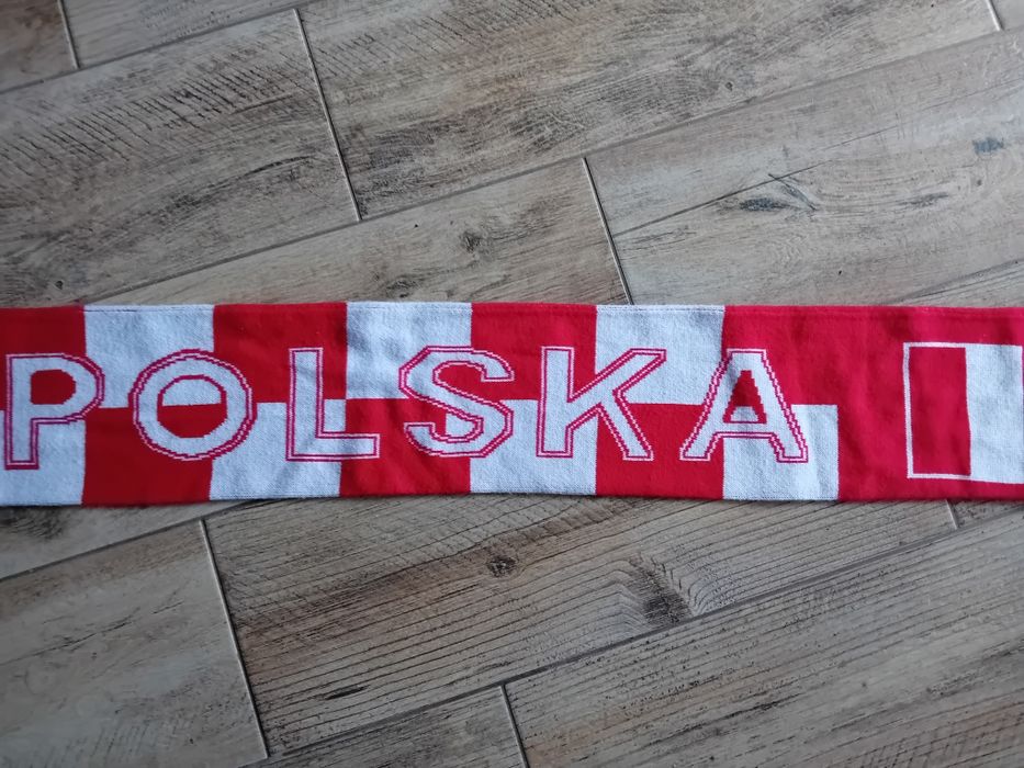 Szalik nowy dla kibica