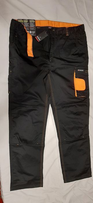 Штани. Брюки. Штаны. Робочі. Рабочие. Прочная ткань. Зручні. Кармани.