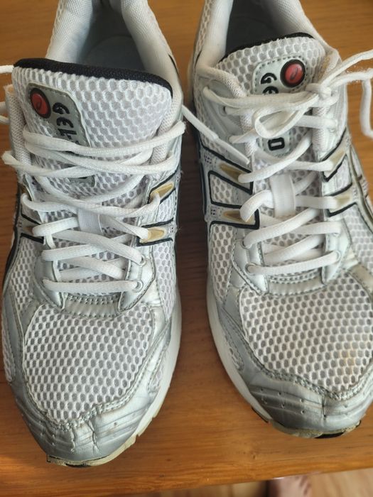 Кросівки Asics Gel White Silver.