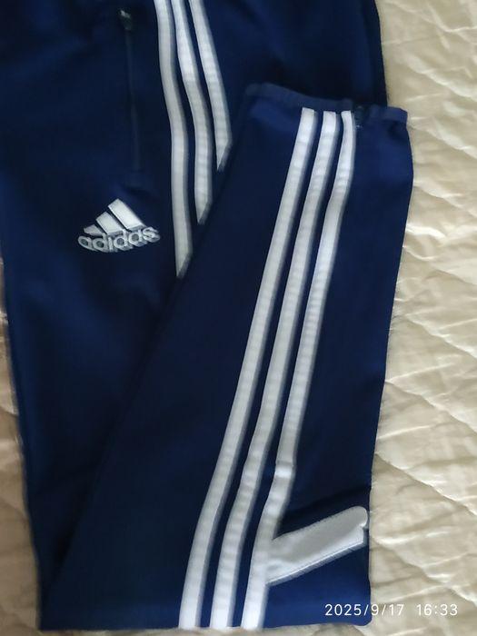 Spodnie dresowe damskie granatowe, r S/M adidas, używane