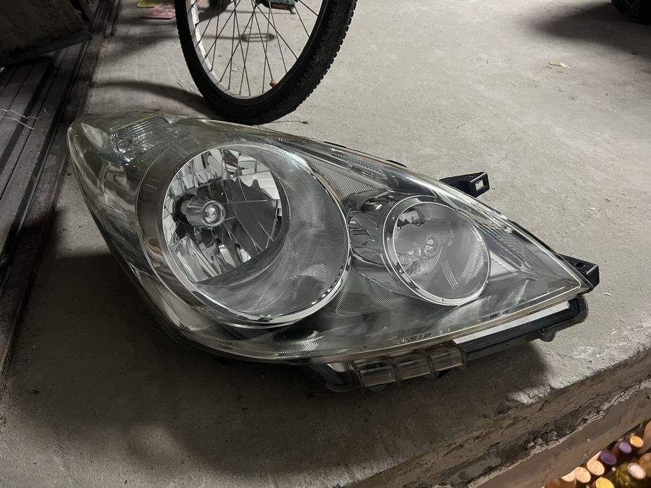 Фара ниссан нот