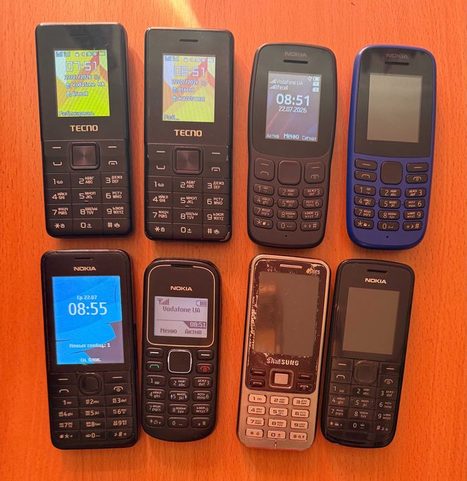 Кнопочные телефоны Nokia, Samsung, Tecno.