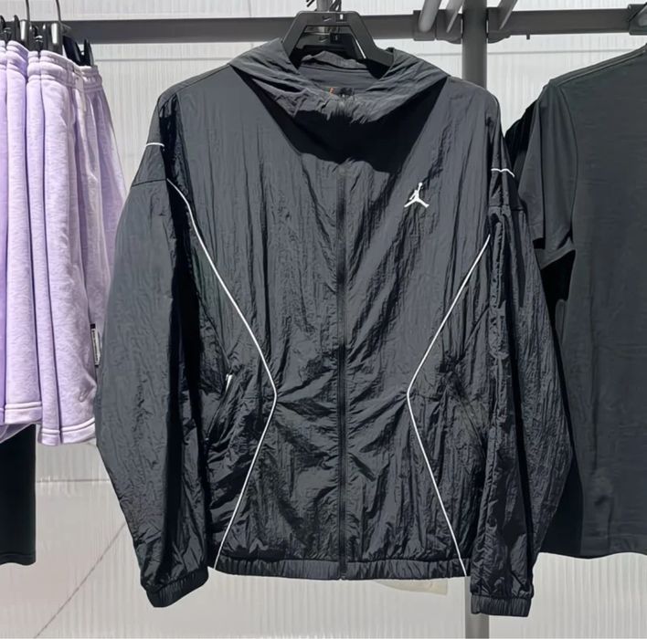 Вітровка jordan