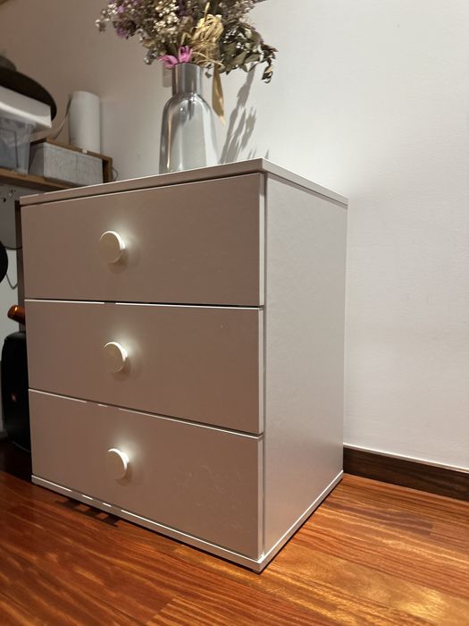 Godishus cómoda  3 gavetas IKEA branco