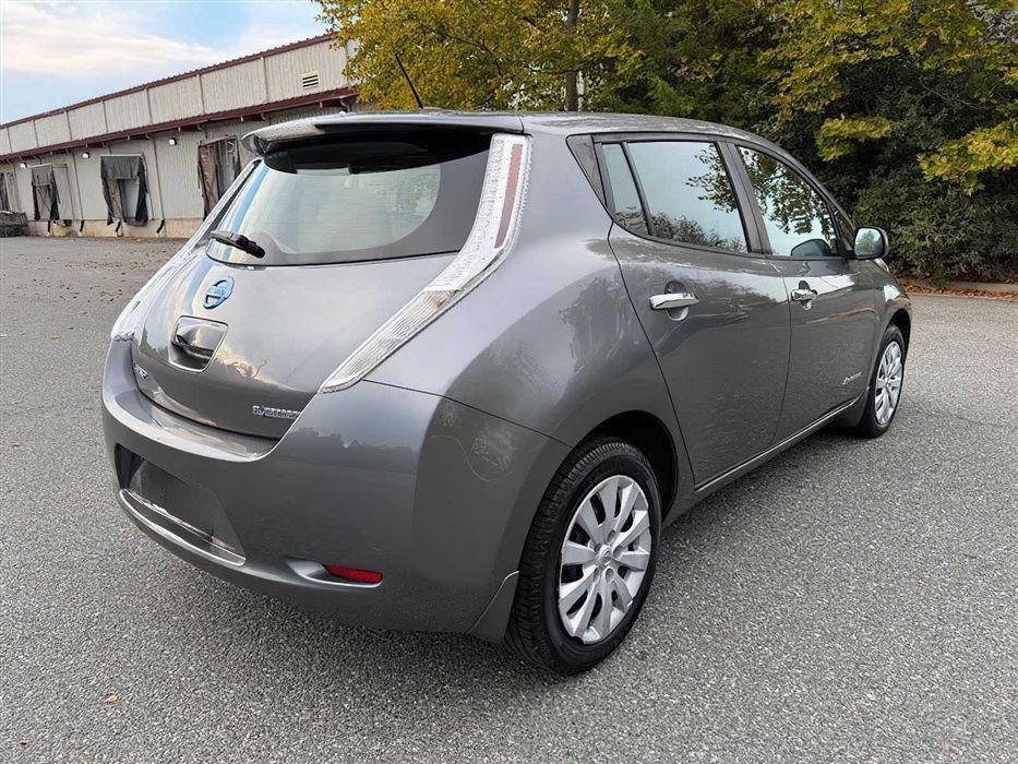 Nissan LEAF S-24      2016