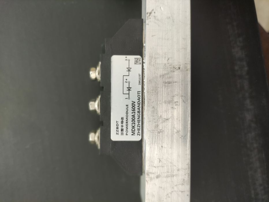 Діодний модуль. Антиреверсний діод (блокуючий діод). 100А, 1600V DC.