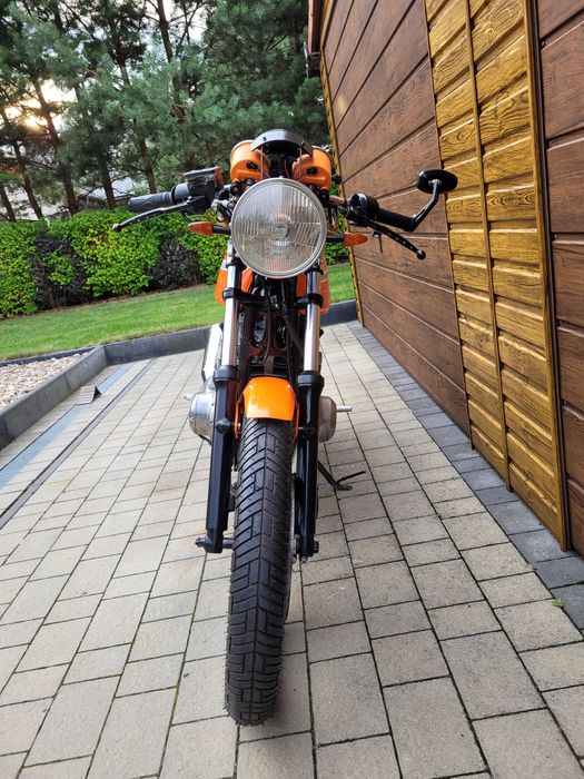 Suzuki GS 450 Cafe Racer Style