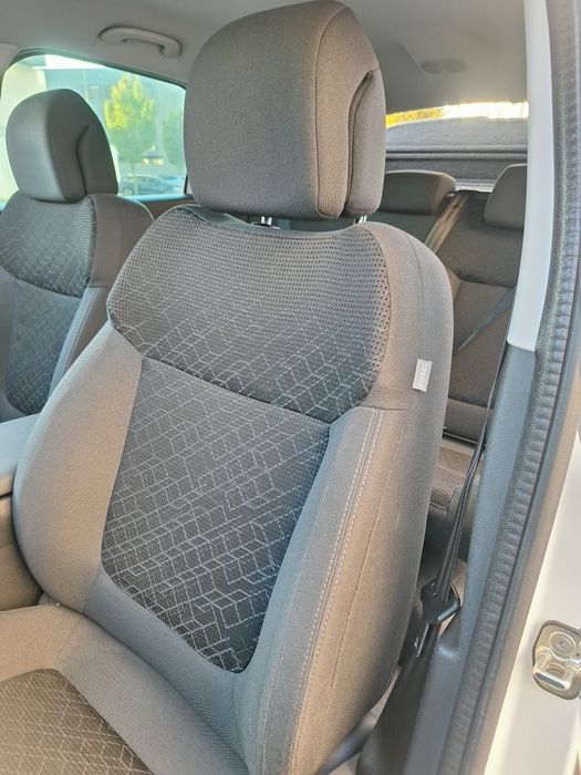 Peugeot / 3008 1.2 e-THP Style