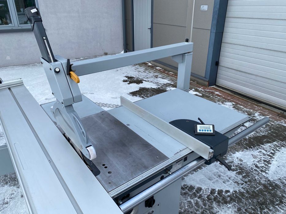 Piła formatowa FELDER K700s / K690s Cyfrowe wskaźniki