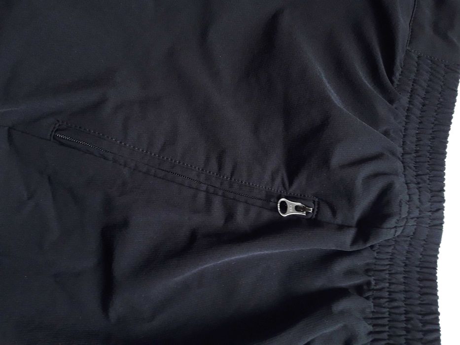 Assos signature (S)