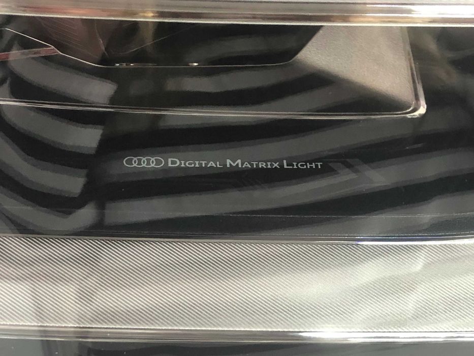 Фара Audi E-Tron Matrix Light Європа 4KE941036