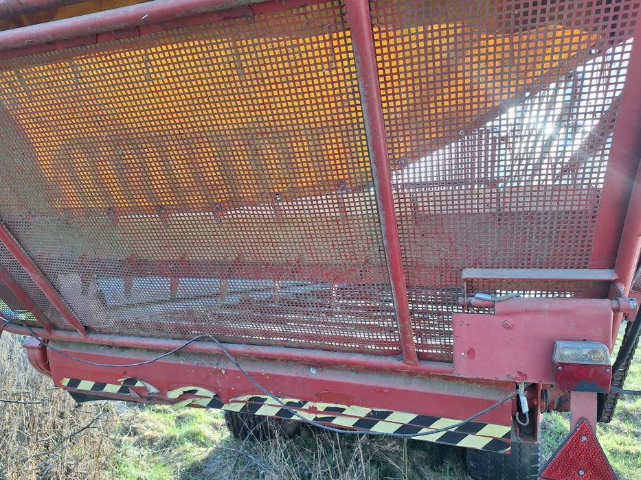 Przyczepa Samozbierająca Strautmann Vitesse