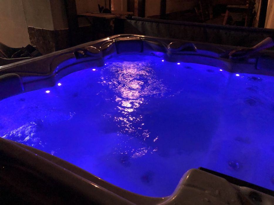 Jacuzzi spa hidromassagem desde 4.489,00€