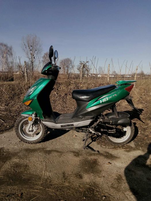 Скутер  HB50QT10