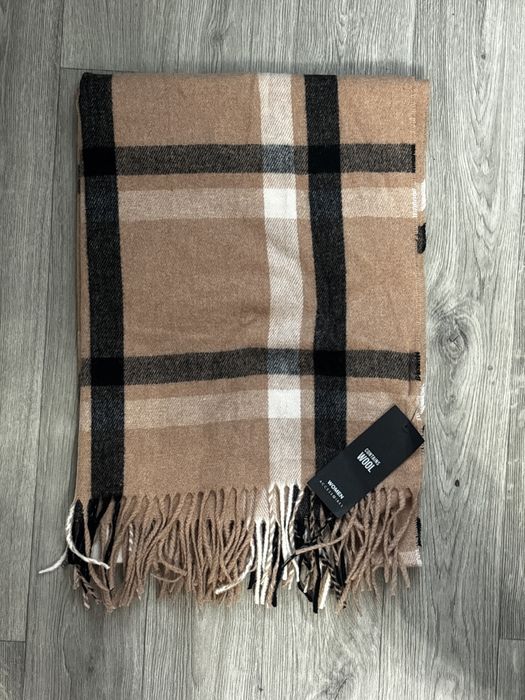 Шарф новый в клетку бежевый шерсть