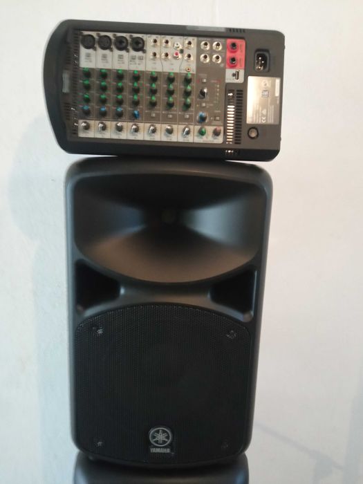 Equipamento de som Yamaha 600i