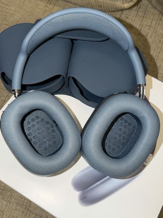 Apple AirPods Max
