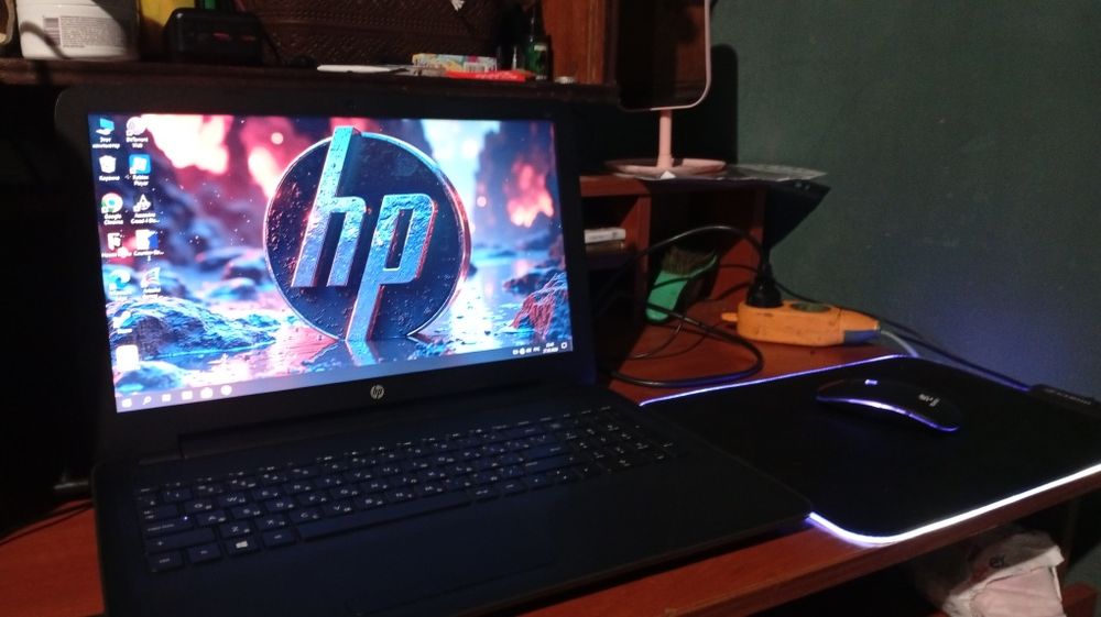 Ноутбук HP Ryzen 3 2200U