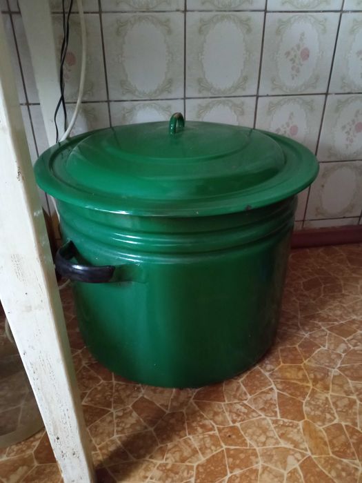 Выварка эмалированная.