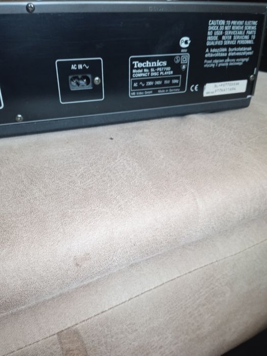 Продам СД плеер техникс sl-ps 770d