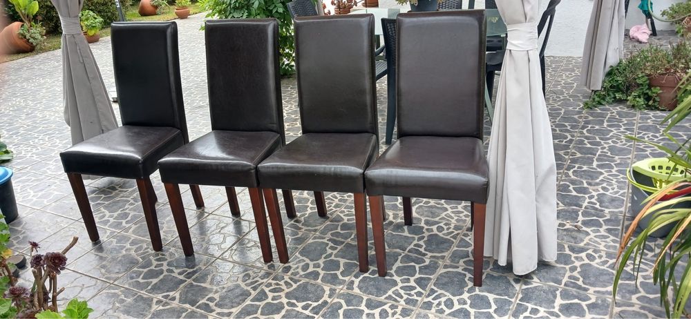 4 Cadeiras sala de jantar