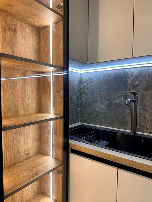 Однокімнатна біля ТРЦ Велес