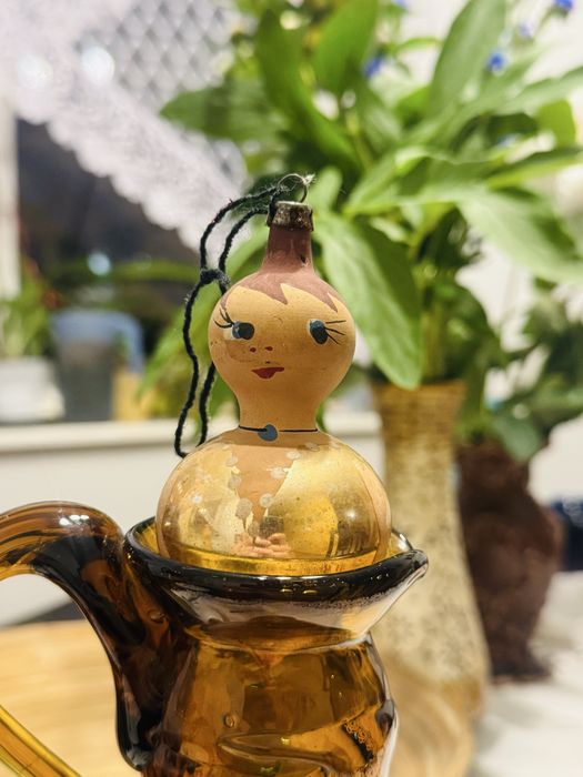 Bombka stara prl agatka basia jak jas i malgosia zlota stara kolekcja