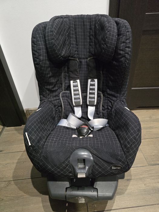 Fotelik Britax Safefix 9-18 kg