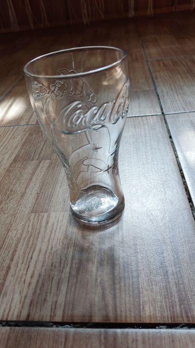 Склянний   стакан