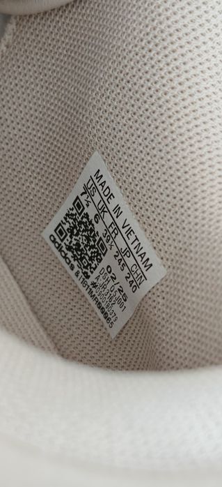 Adidasy firmy Adidas 39 1/3
