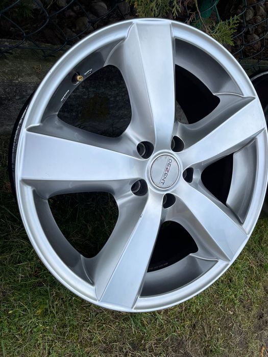 Alu felgi 18’ rozstaw 5/112 Dezent