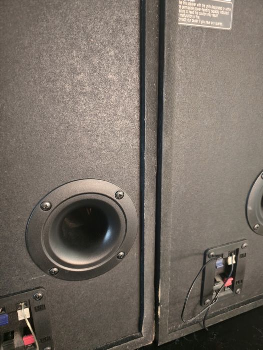 Colunas de som technics