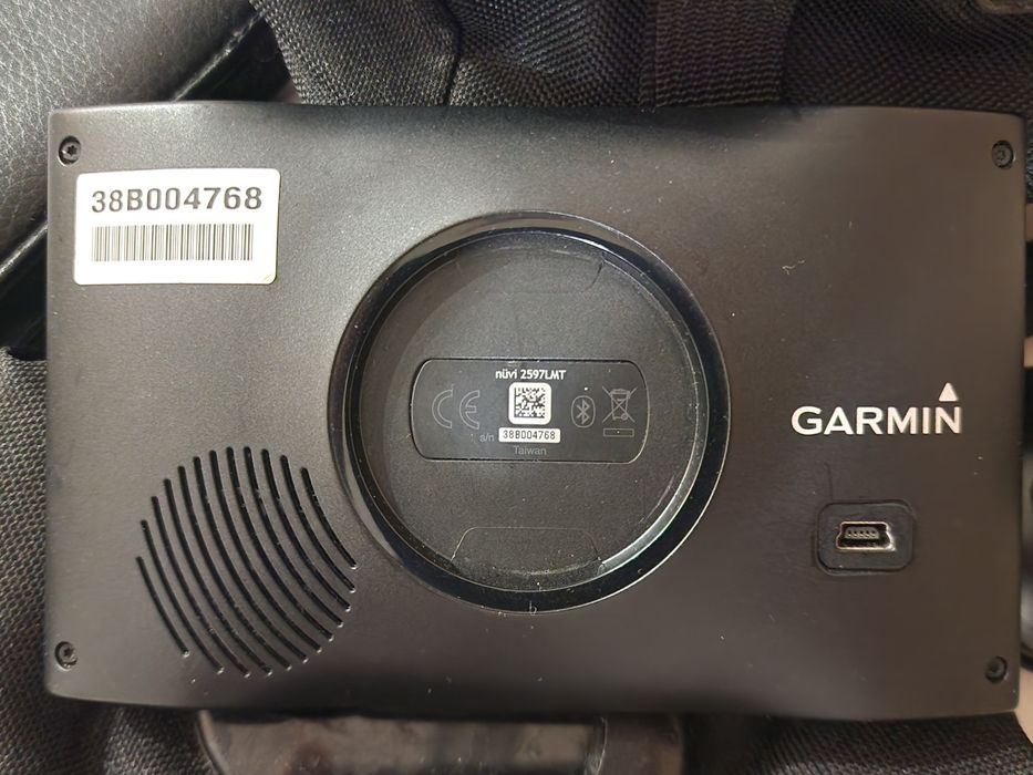 Навігатор Garmin nuvi 2597LMT