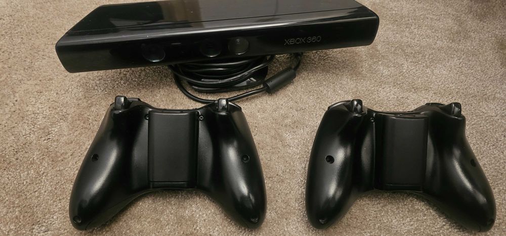Xbox 360 Slim czarna