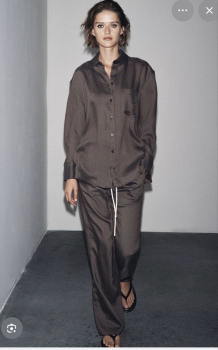 Костюм zara коричневий s