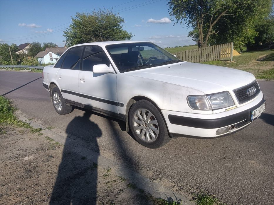 продам ауді 100 с4