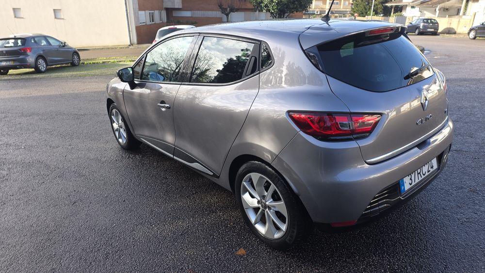 Renault Clio Limited 130.000km