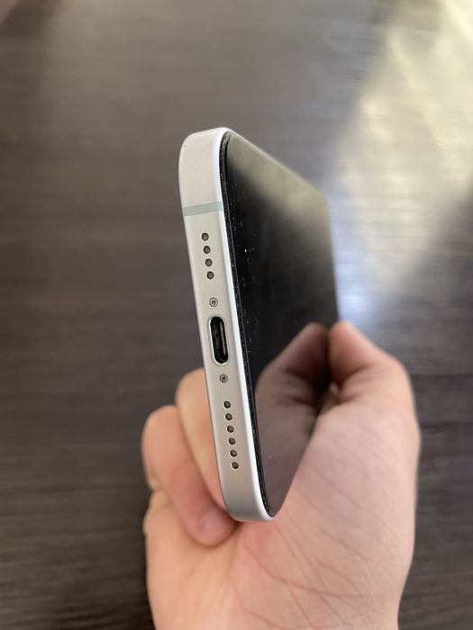iPhone 15 plus 128gb