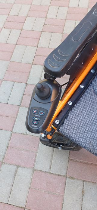 Wózek inwalidzki elektryczny Eazingo