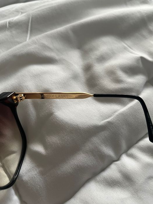Óculos Thierry Lasry para mulher em muito bom estado