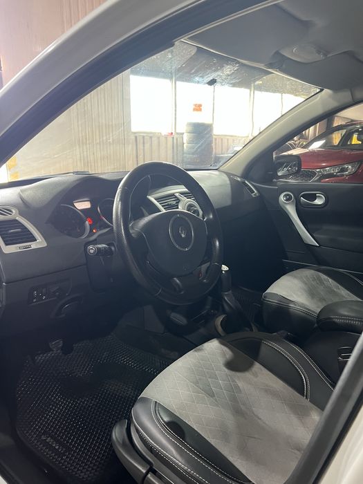 Рено Меган 2008 1.6 газ бензин