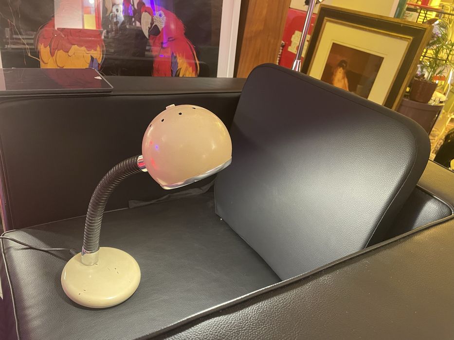 Vintage Italian Table Lamp Veneta Lumi 70s Beige Candeeiro de Secretaria / Mesa Space Age