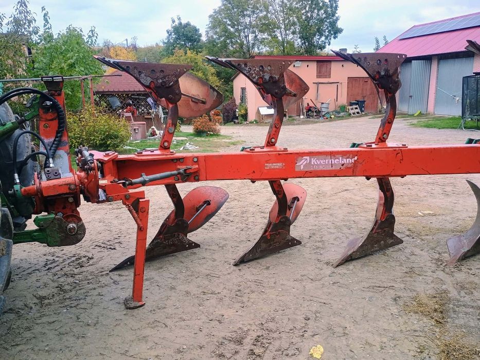 Pług Kverneland LD85