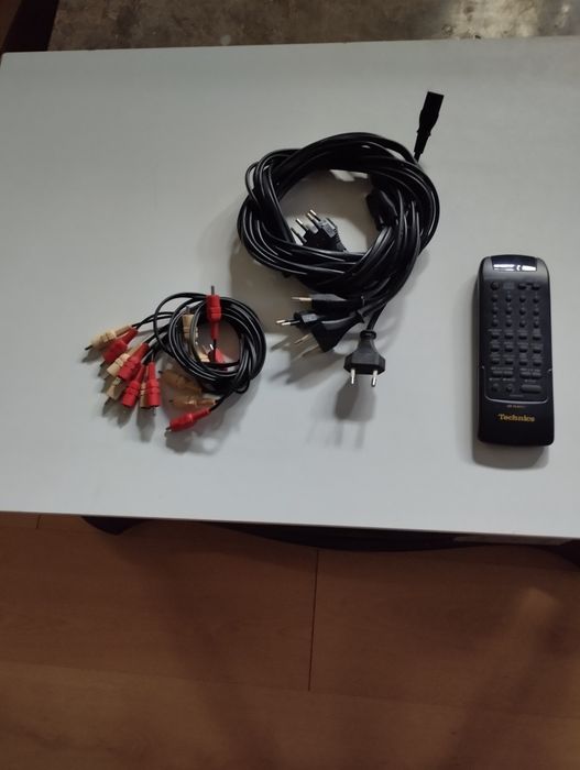 Aparelhagem Technies em bom estado