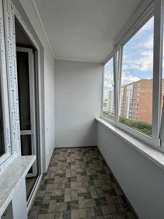 ПРОДАЖ 3к. квартири Євроремонт 90/76/14м² Винники вул.Кільцева 115000$