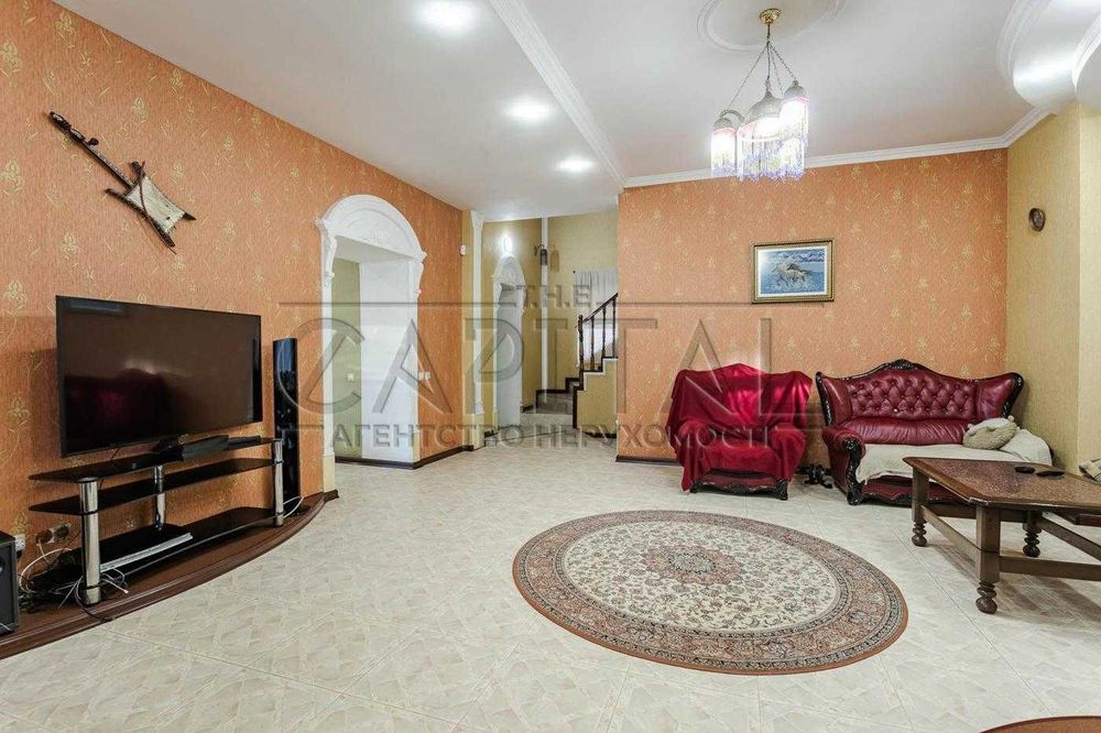 Продажа дома с бассейном, Голосеевский р-н