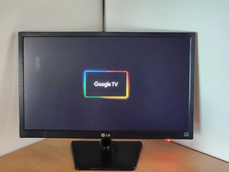 Монітор 23" LG E2342V-BN